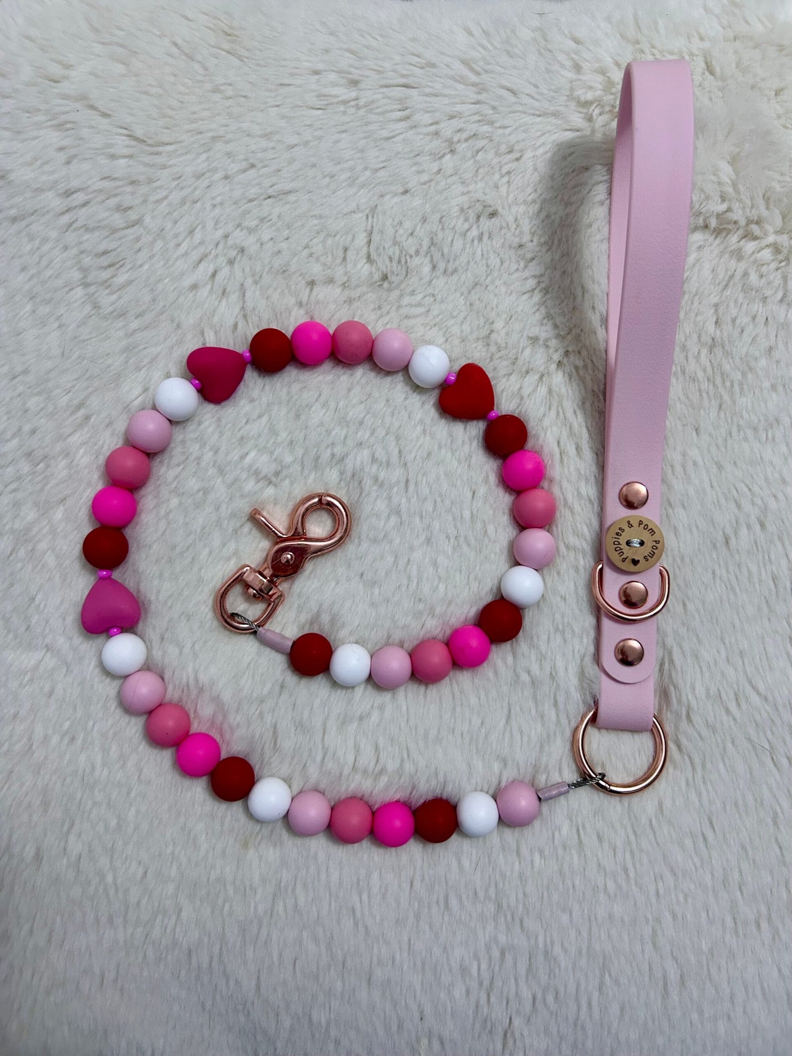 Handmade Valentine Beaded Hearts Dog Leash - Vegan Leather - Baby Pink - Image 2