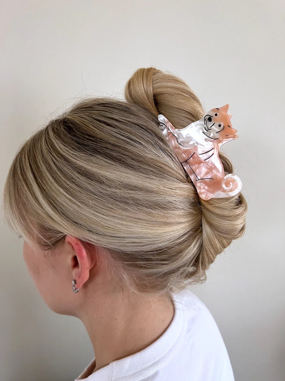 PAWSOME PETS NEW YORK Hand-painted Dog Breed Claw Hair Clip #25 | Eco-Friendly - Image 3