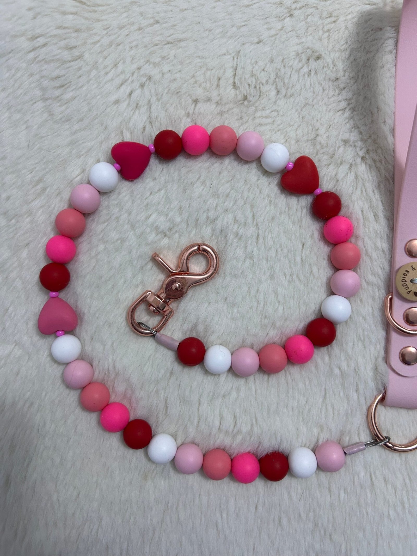 Handmade Valentine Beaded Hearts Dog Leash - Vegan Leather - Baby Pink - Image 3